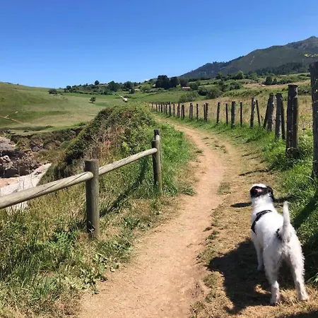 La Casina De Lastres 1 * Colunga